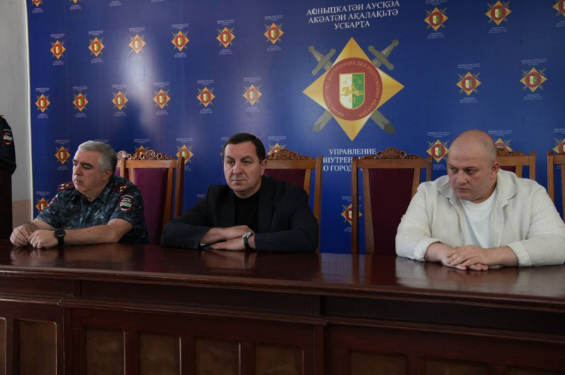 ЛЕОН ХЕЦИЯ НАЗНАЧЕН ВРИО НАЧАЛЬНИКА УВД ПО ГОРОДУ СУХУМ