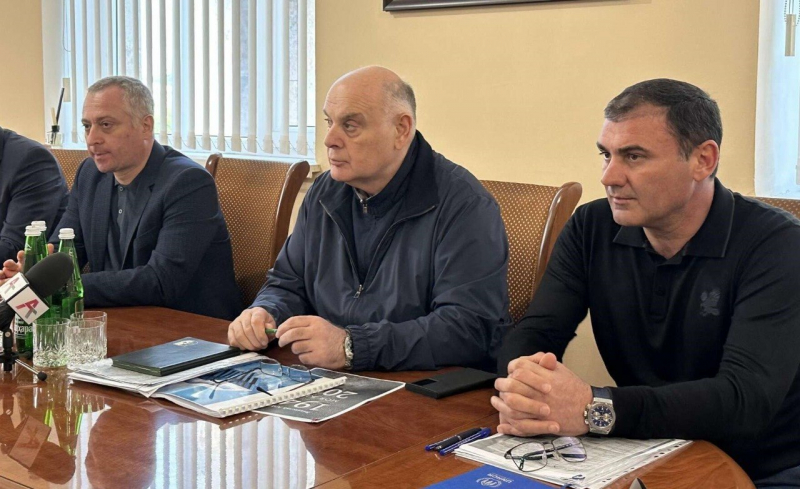 Руководство Абхазии на всех парах навязывает миру тезис об антироссийских настроениях в республике 